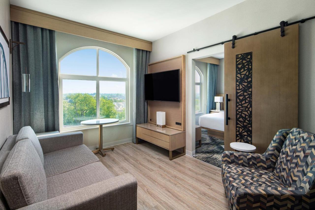 Sheraton Suites Columbus Worthington Экстерьер фото